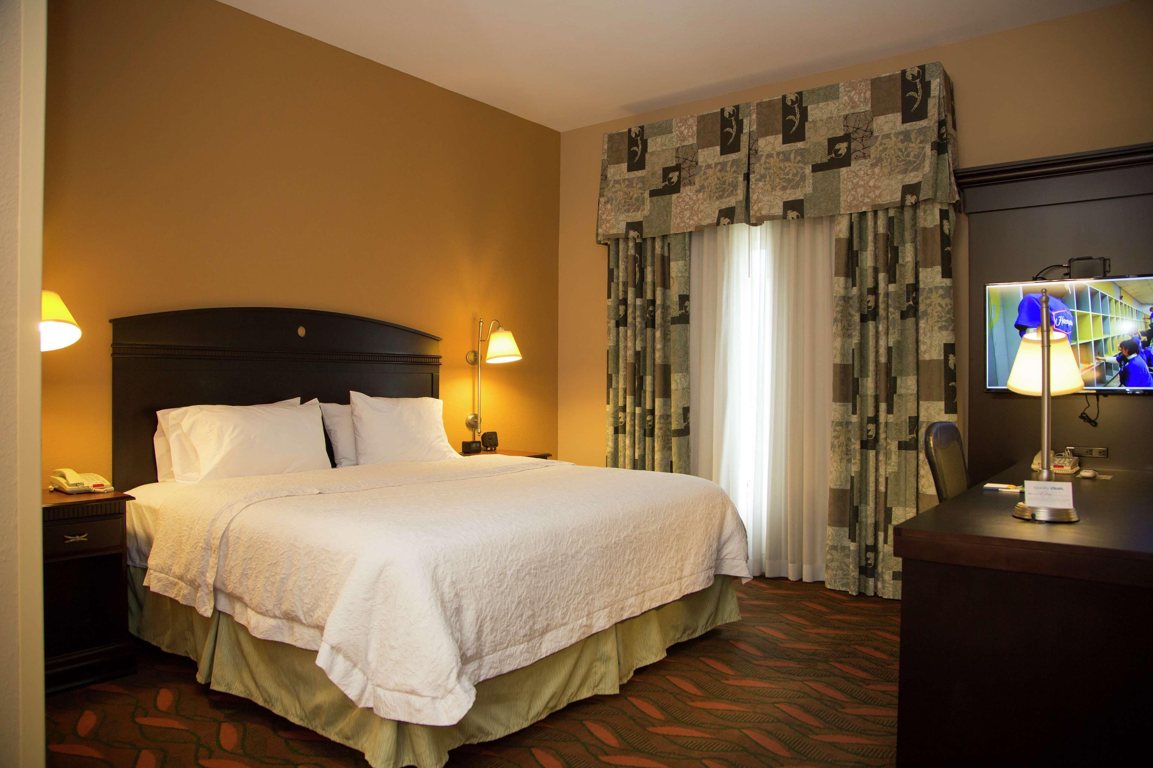 Hampton Inn & Suites Houston Розенбърг Екстериор снимка